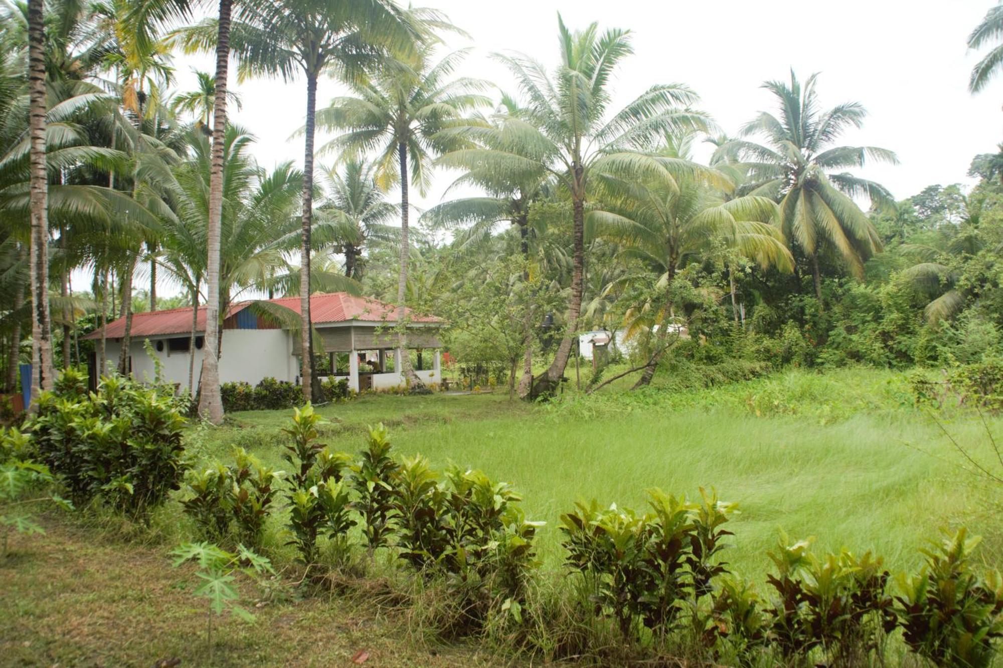 Hotel Exotica Squares Lakshmanpur Exteriör bild